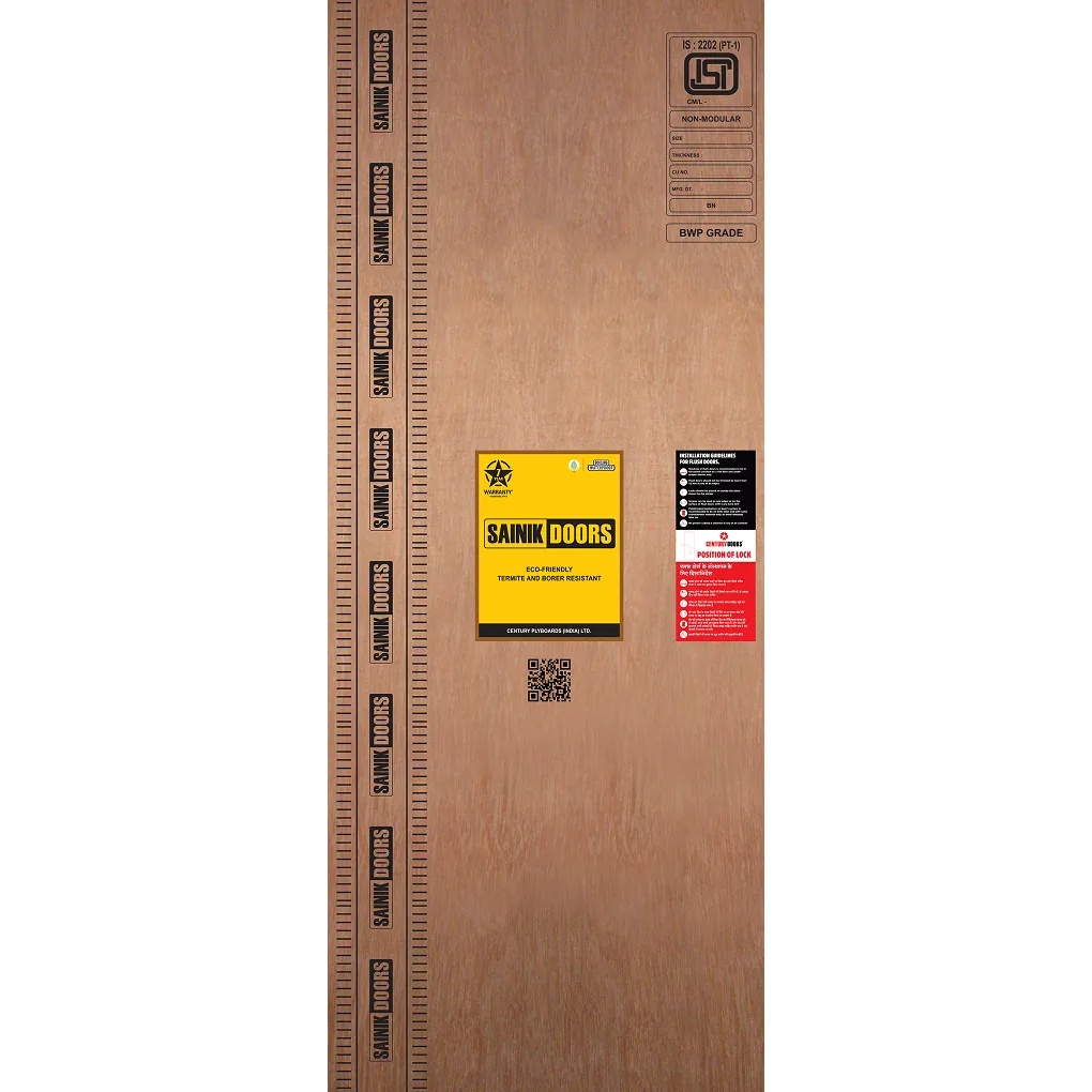Sainik Door face showing the ISI mark against IS 2202 Part 1 in BWP grade, the warranty sticker and the QR code